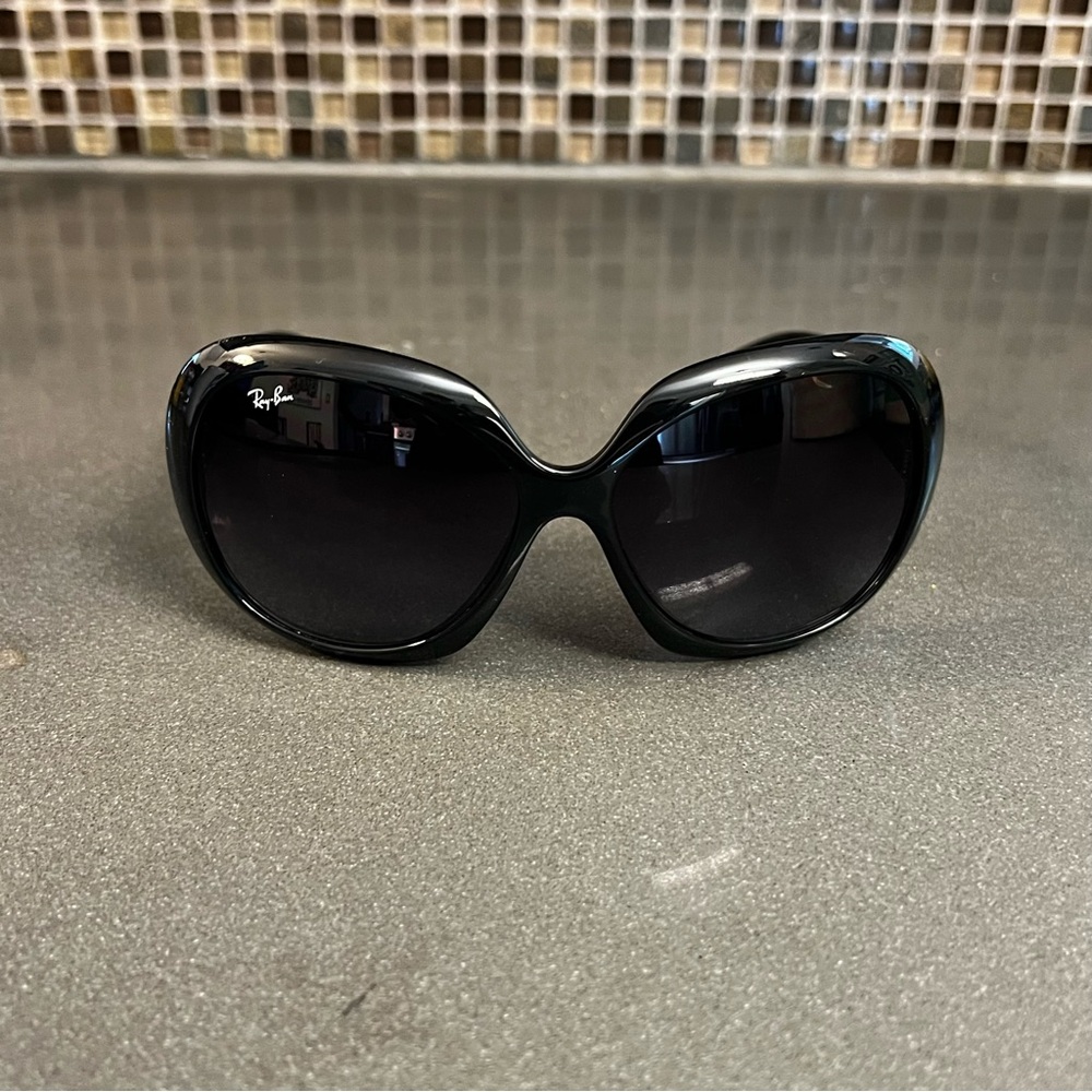 Ray-Ban RB4191 Jackie Ohh II Sunglasses Gloss Black Italy Preowned